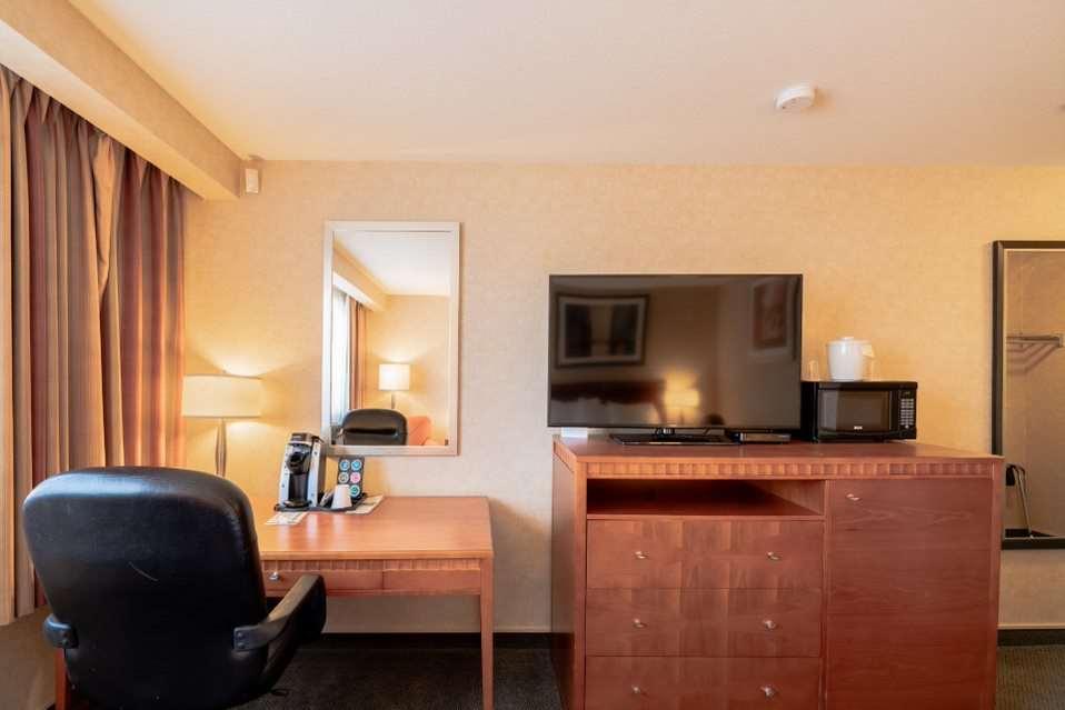 Hotel Kelowna & Conference Centre Zimmer foto